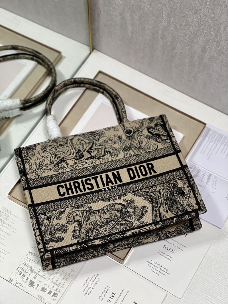 Christian Dior Shopping Bags